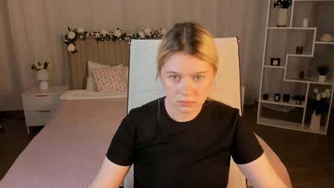 Snapshot of celestinemauriac chatting on June 5, 2026, 6:35 pm your cute kitty online show from June 5, 2026, 6:35 pm