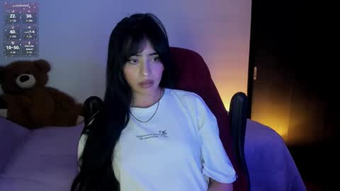 Snapshot of celestinepurple chatting on November 19, 2025, 8:20 pm Celestineeeeee online show from November 19, 2025, 8:20 pm