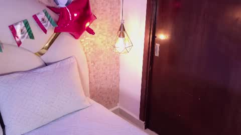 Snapshot of celestte_sm chatting on June 24, 2026, 7:13 pm celestte_sm online show from June 24, 2026, 7:13 pm