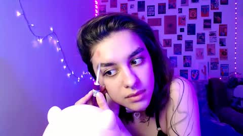 Snapshot of celine_dionn chatting on February 16, 2025, 12:10 pm Celine online show from February 16, 2025, 12:10 pm