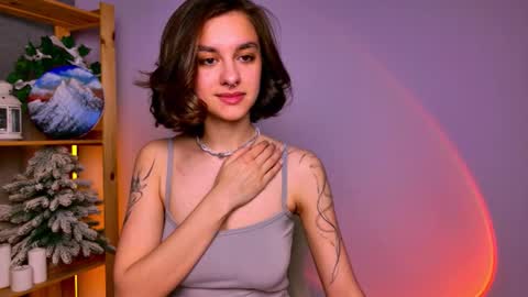  Celine  online show from December 20, 2025, 5:03 am