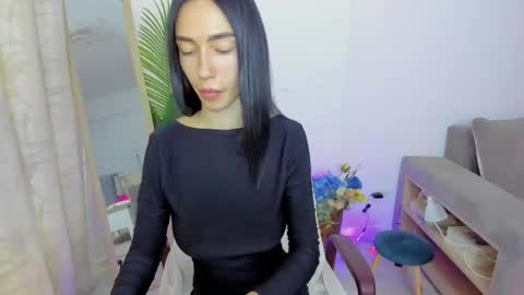 Snapshot of celine_roxelle chatting on September 12, 2025, 2:28 pm Celine Roxelle online show from September 12, 2025, 2:28 pm