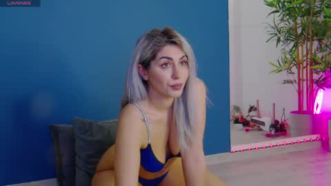 Snapshot of celinemeyerr chatting on May 13, 2026, 5:16 am CelineMeyer online show from May 13, 2026, 5:16 am