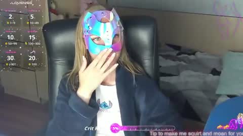 celinereyys online show from July 26, 2026, 8:05 pm