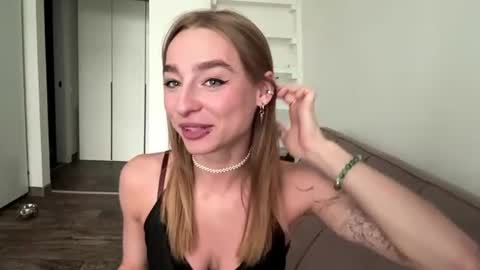 Amilia online show from June 11, 2026, 12:08 am