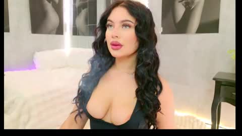 CELIA online show from February 2, 2026, 5:17 am