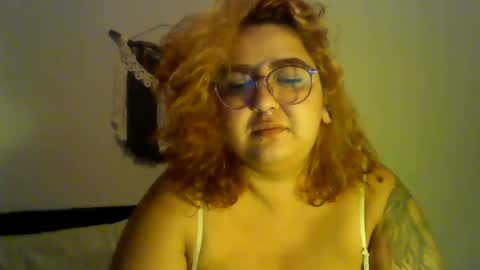 Snapshot of cenourinhalesbica chatting on June 14, 2026, 2:24 am Carrot online show from June 14, 2026, 2:24 am