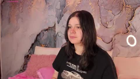 Hello guys my name is Sofi and Lizzie and  Vanessa online show from March 18, 2026, 5:21 am