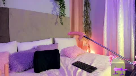Hello guys my name is Sofi and Lizzie and  Vanessa online show from April 22, 2026, 8:43 pm