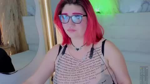 Snapshot of cerecita_02 chatting on May 12, 2026, 12:08 am Cerecita online show from May 12, 2026, 12:08 am