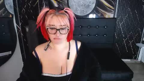 Snapshot of cerecita_02 chatting on July 16, 2026, 1:00 am Cerecita online show from July 16, 2026, 1:00 am
