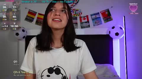 Snapshot of cerecitaqueen chatting on June 20, 2026, 6:44 pm Cerecita online show from June 20, 2026, 6:44 pm