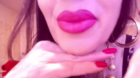 Cerise online show from March 20, 2026, 1:43 am