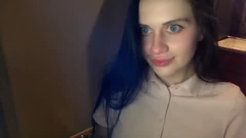 Snapshot of cerisedood82 chatting on September 30, 2025, 7:41 pm Eva online show from September 30, 2025, 7:41 pm