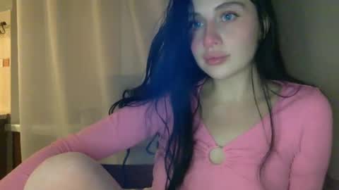 Snapshot of cerisedood82 chatting on October 7, 2025, 7:33 pm Eva online show from October 7, 2025, 7:33 pm