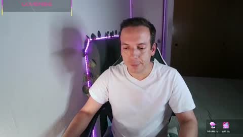 Cerso online show from June 10, 2026, 4:23 am