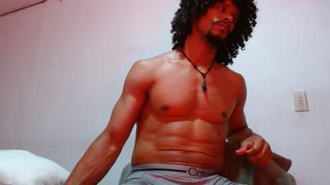 cesar_master_ online show from May 3, 2026, 9:54 pm