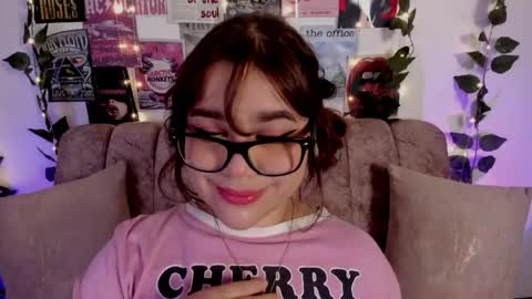 Snapshot of chaarlotte_1 chatting on May 4, 2026, 12:34 pm charlotte online show from May 4, 2026, 12:34 pm