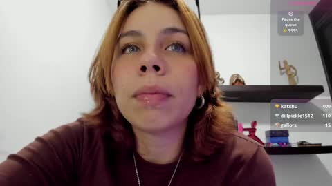 Snapshot of chabela_ chatting on December 16, 2024, 3:51 am Isa online show from December 16, 2024, 3:51 am