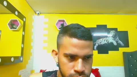 chacorta_ online show from April 29, 2026, 2:43 pm