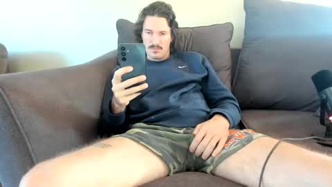 Snapshot of chadpowerz chatting on October 29, 2025, 7:59 pm Lydong online show from October 29, 2025, 7:59 pm