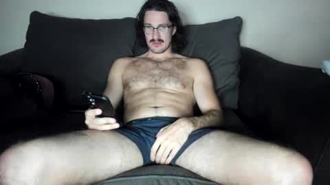Snapshot of chadpowerz chatting on May 9, 2026, 5:01 am Lydong online show from May 9, 2026, 5:01 am