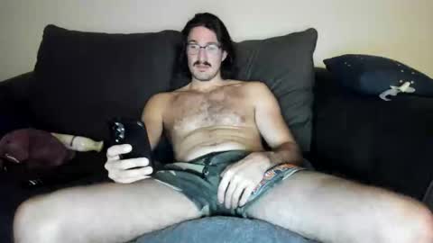 Snapshot of chadpowerz chatting on May 16, 2026, 12:18 am Lydong online show from May 16, 2026, 12:18 am