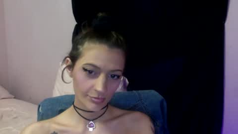 chaia online show from June 23, 2026, 1:42 pm