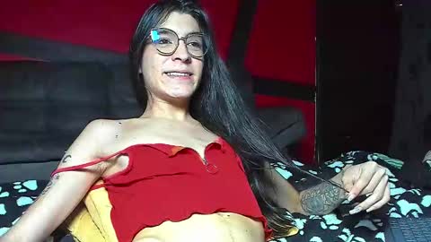 Snapshot of chaminelan chatting on December 24, 2024, 12:11 pm chaminelan online show from December 24, 2024, 12:11 pm