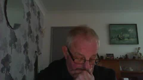 Snapshot of champers37 chatting on January 21, 2025, 2:37 pm Champers online show from January 21, 2025, 2:37 pm