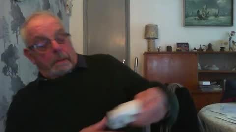 Snapshot of champers37 chatting on January 26, 2025, 10:12 am Champers online show from January 26, 2025, 10:12 am