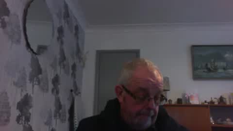 Snapshot of champers37 chatting on February 19, 2025, 11:49 am Champers online show from February 19, 2025, 11:49 am
