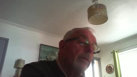 Snapshot of champers37 chatting on May 9, 2026, 8:19 am Champers online show from May 9, 2026, 8:19 am