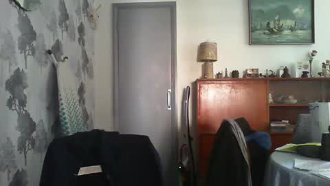 Snapshot of champers37 chatting on May 14, 2026, 5:09 pm Champers online show from May 14, 2026, 5:09 pm