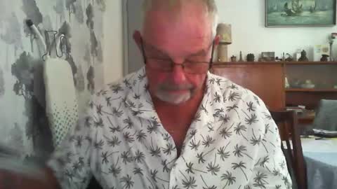 Snapshot of champers37 chatting on July 2, 2026, 12:55 pm Champers online show from July 2, 2026, 12:55 pm