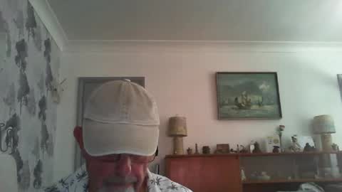 Snapshot of champers37 chatting on July 3, 2026, 8:43 am Champers online show from July 3, 2026, 8:43 am