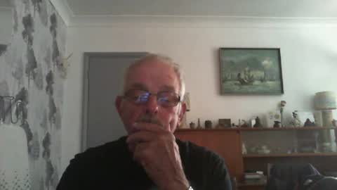 Snapshot of champers37 chatting on July 13, 2026, 10:07 am Champers online show from July 13, 2026, 10:07 am