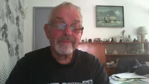 Snapshot of champers37 chatting on July 20, 2026, 9:12 am Champers online show from July 20, 2026, 9:12 am