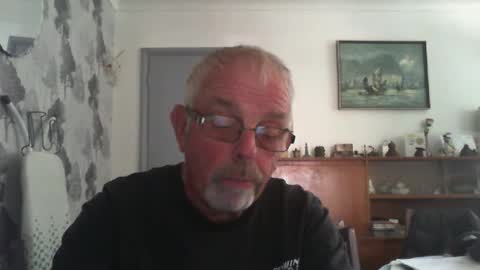 Snapshot of champers37 chatting on July 20, 2026, 11:01 am Champers online show from July 20, 2026, 11:01 am