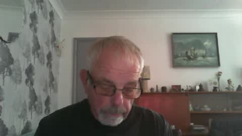 Snapshot of champers37 chatting on August 1, 2026, 8:02 am Champers online show from August 1, 2026, 8:02 am