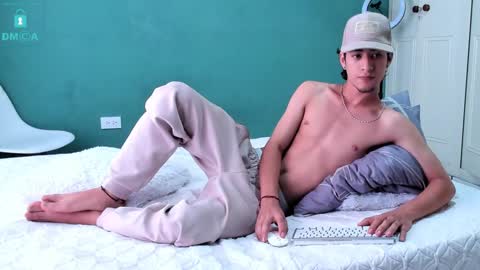 Snapshot of chandler_kenji chatting on January 25, 2025, 6:24 pm Kenji online show from January 25, 2025, 6:24 pm