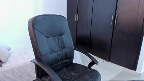 Snapshot of chandler_kenji chatting on September 11, 2025, 12:16 pm Kenji online show from September 11, 2025, 12:16 pm