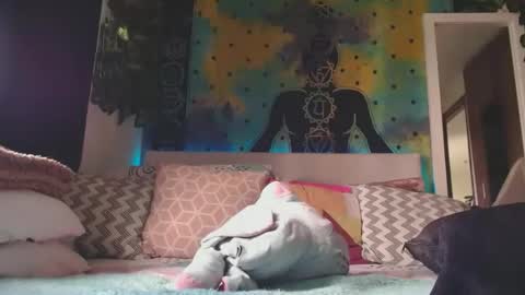 Snapshot of chaneel_ chatting on April 16, 2026, 9:15 pm Chanel M. online show from April 16, 2026, 9:15 pm