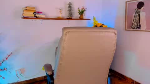 chanell online show from June 18, 2026, 1:17 am