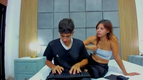 Snapshot of chanellandmax chatting on November 1, 2025, 7:27 pm Chanellandmax online show from November 1, 2025, 7:27 pm