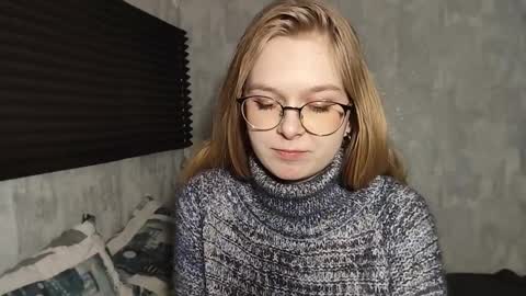 Lia online show from February 27, 2026, 7:41 am