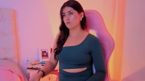 Chanell online show from October 13, 2025, 10:32 pm