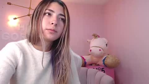 Snapshot of channel_blonde_a chatting on January 30, 2025, 1:55 am channel_blonde_a online show from January 30, 2025, 1:55 am