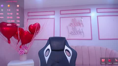 Snapshot of channel_blonde_a chatting on February 6, 2025, 4:36 pm channel_blonde_a online show from February 6, 2025, 4:36 pm