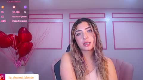 Snapshot of channel_blonde_a chatting on February 10, 2025, 7:28 pm channel_blonde_a online show from February 10, 2025, 7:28 pm